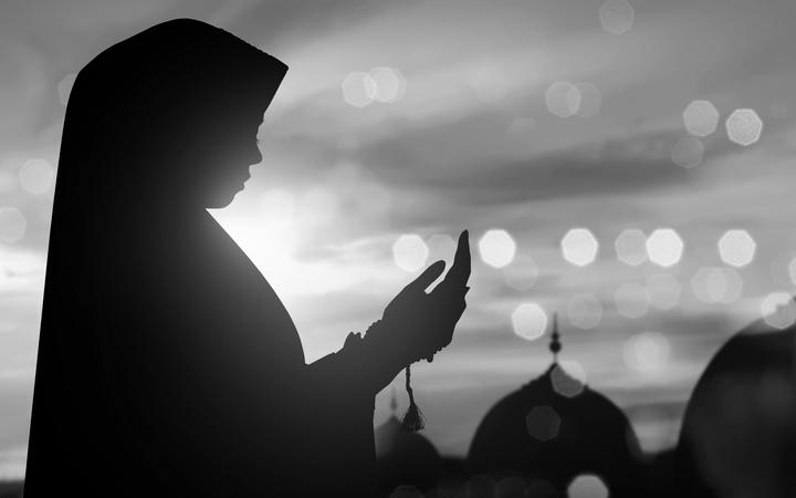 Iddah: Giving Muslim women time to grieve and reflect | RNZ News