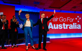 Australian Labor Party eader Bill Shorten (R) and Deputy Labor leader Tanya Plibersek (L) wave during the election launch  in Brisbane on May 5. 