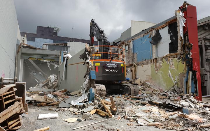 Shaddock St, Mt Eden building demolition.