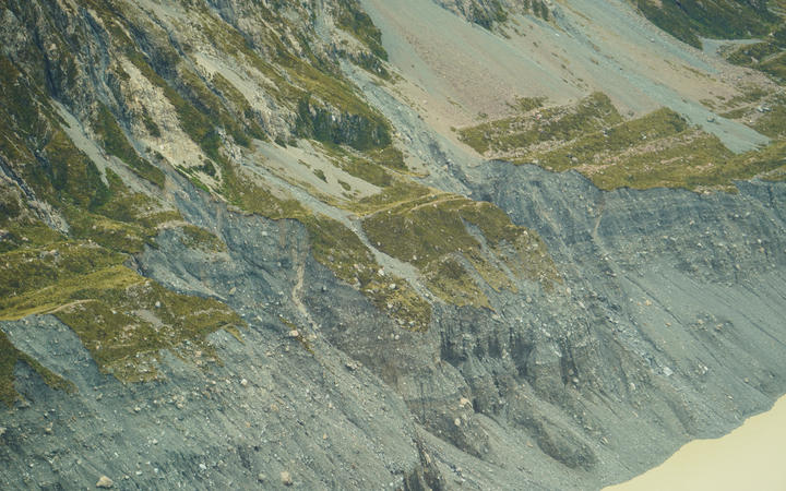 East Hooker Valley moraine washout