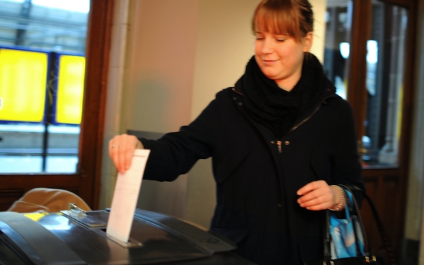Amsterdam votes in the referendum on the association between Ukraine and the European Union. 