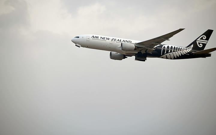 Air New Sealand boeing 777-219.