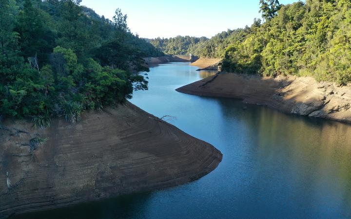 Upper Nihotupu Dam 2