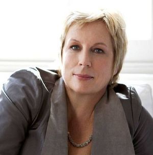 jennifer saunders