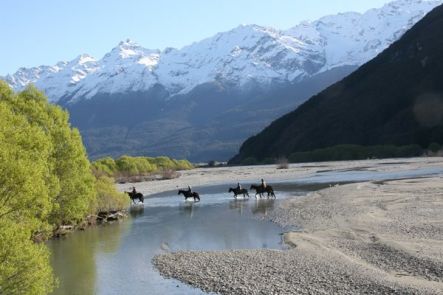 Rees river horse trek