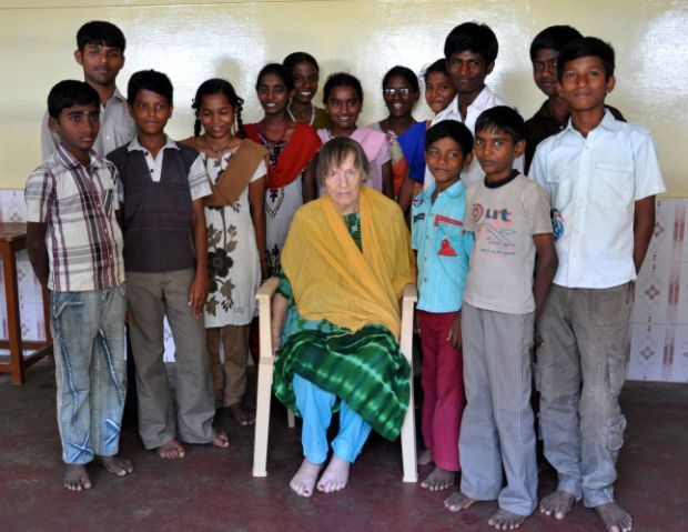 Jean Watson with children from The Karunai Illam Trust crop