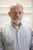 Schmidt Michael Author Portrait Colour LO