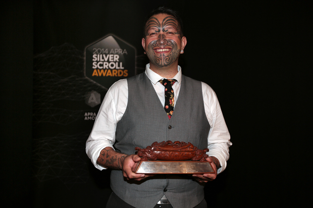 Robert Ruha accepts the APRA Maioha Award for his song Tiki Tapu at the Silver Scroll Awards Photo RNZ Diego Opatowski