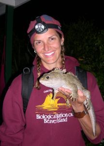 Tuatara researcher Jennifer Moore