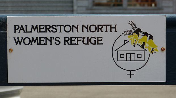 PN refuge sign