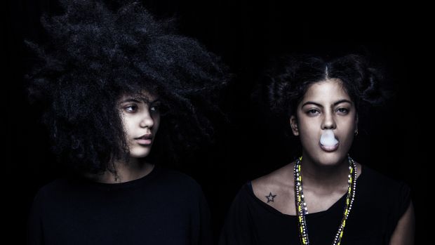 Ibeyi Smoke