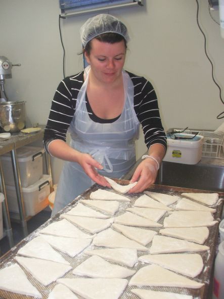 Celtic cuisine Kerry making tattie bread small