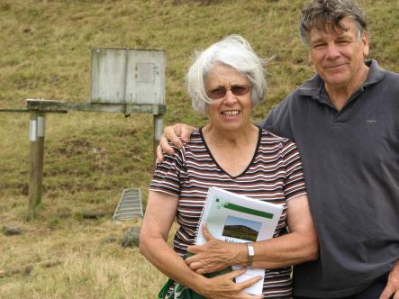 Kakepuku Conservationists Laurie and Janice Hoverd