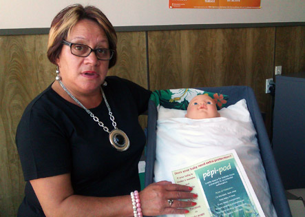 Makere Nepe Apatu-Thorstensen demonstrates how Pēpi pods work