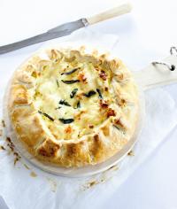 Open Savoury Tart With Pumpkin Sage And Cottage Cheese Rnz Recipes