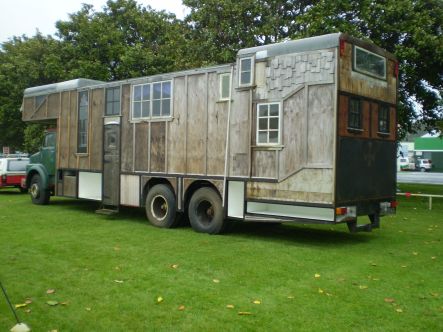 Gypsy Travellers Feb Mansion on wheels small